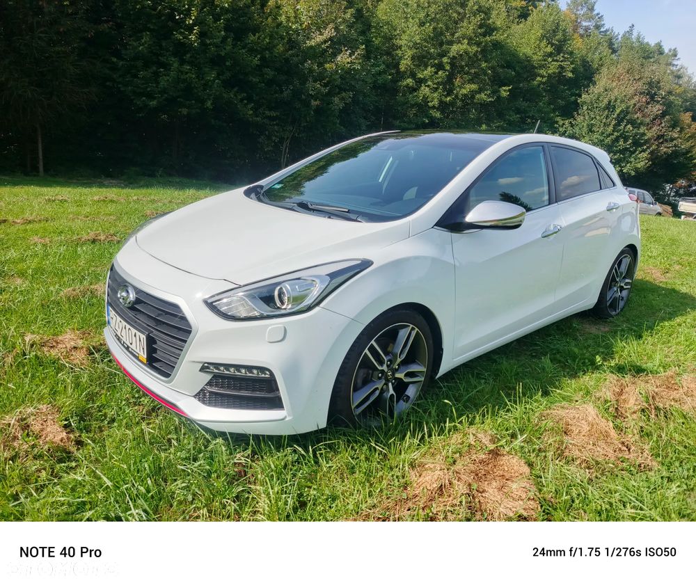 Hyundai i30 1.6 GDI Turbo Luxury - 1