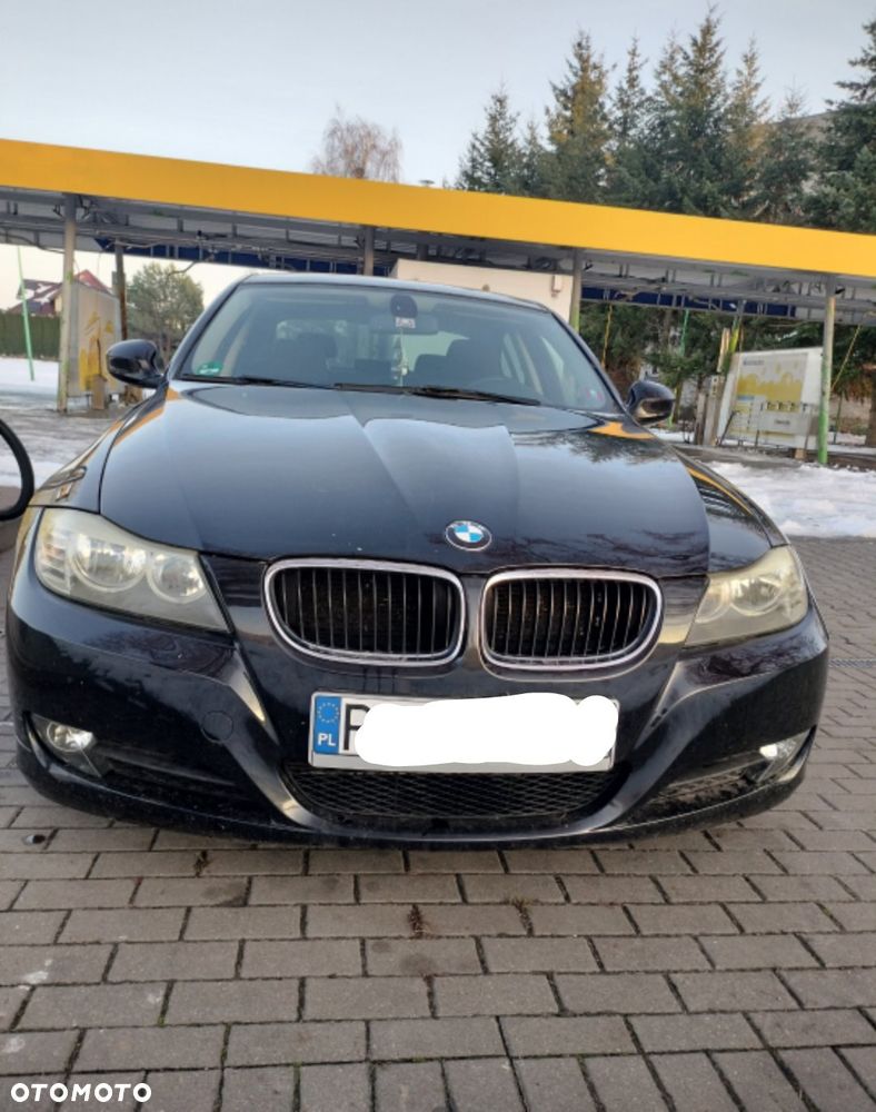 BMW Seria 3 318i - 3