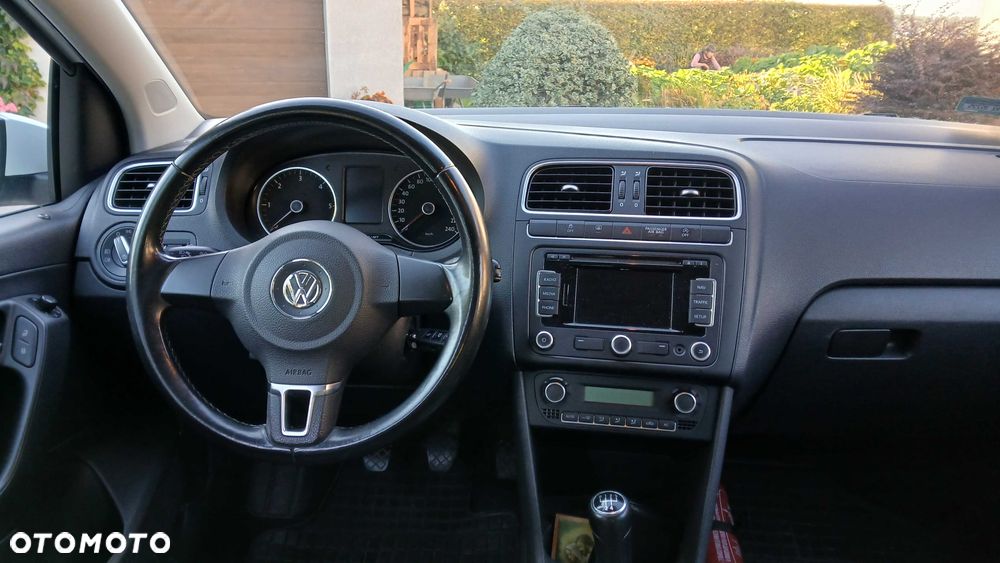 Volkswagen Polo - 4