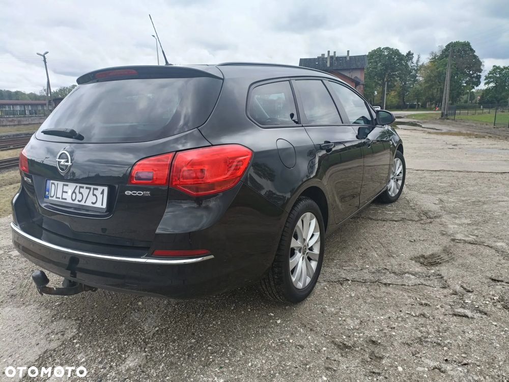 Opel Astra 1.7 CDTI DPF ecoFLEX Start/Stop ENERGY - 4