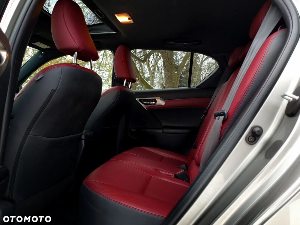 Lexus CT F SPORT - 32