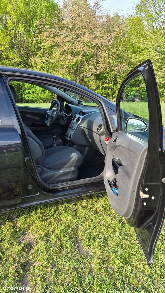 Opel Corsa 1.4 16V Enjoy - 12