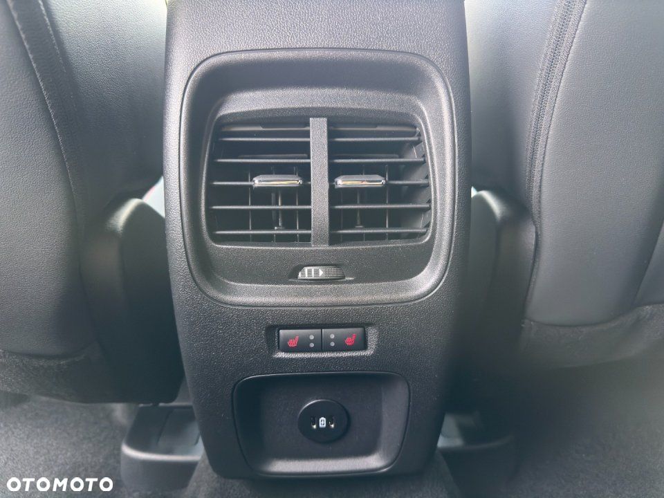 Ford Kuga - 25