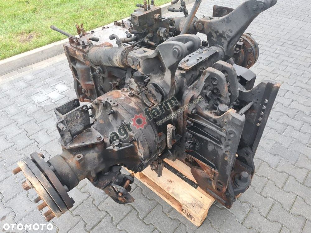 Skrzynia biegów, tylny most Massey Ferguson 6614 - 3