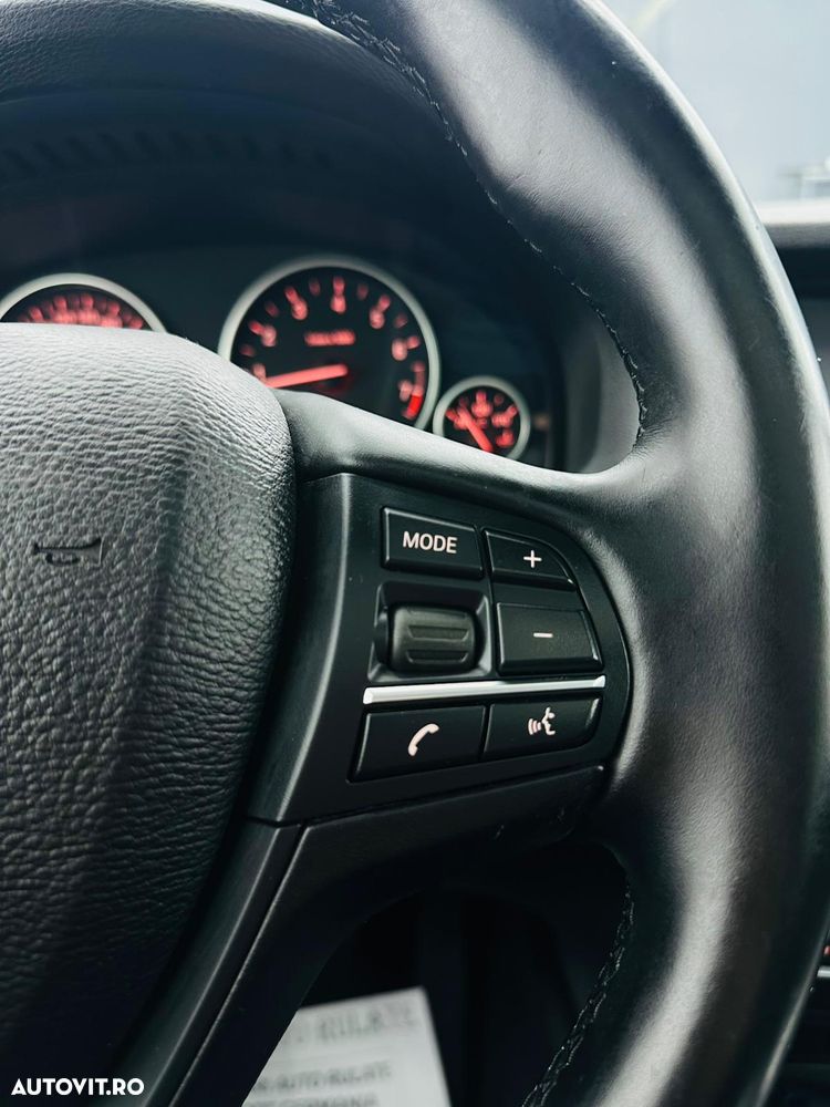 BMW X3 xDrive20i - 32