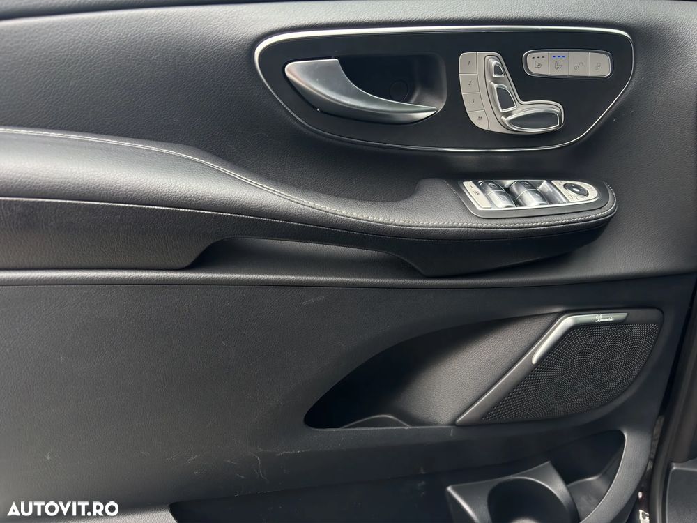 Mercedes-Benz V 300 d Lang 4Matic 9G-TRONIC Exclusive Edition - 16