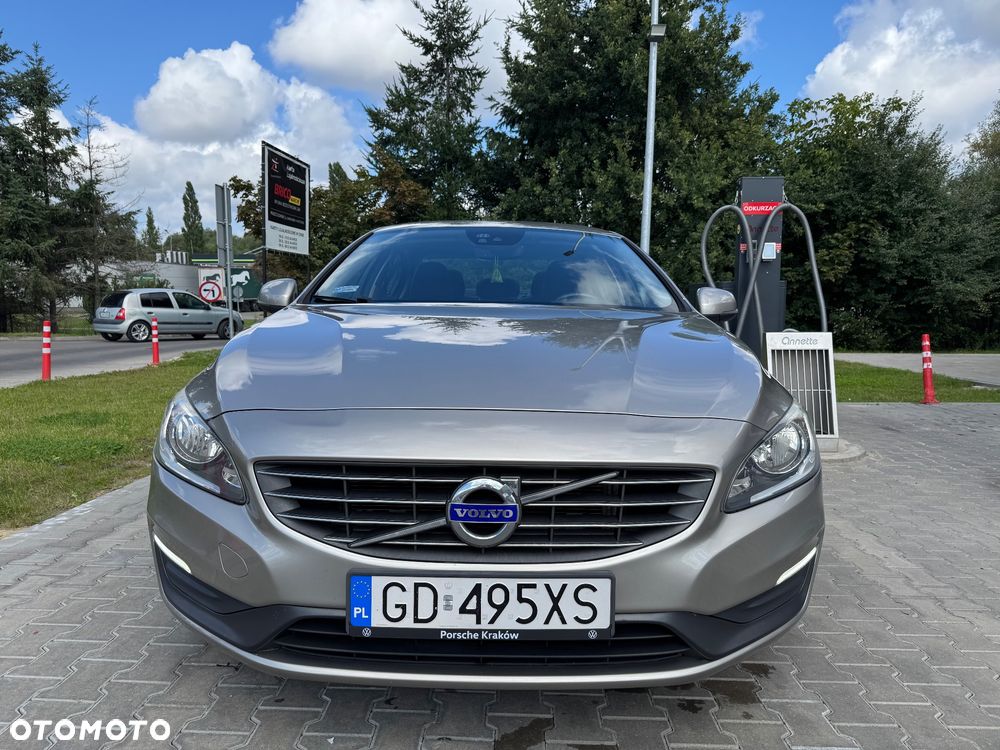 Volvo S60 T3 Momentum - 20