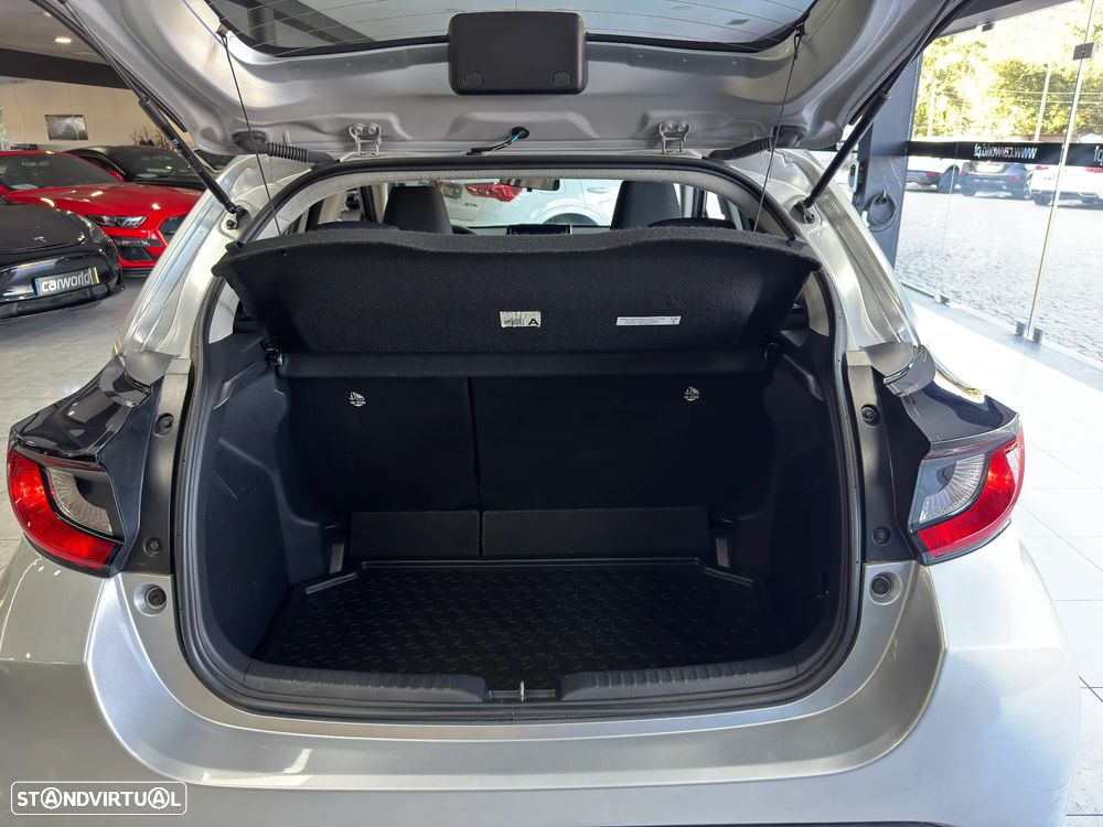 Toyota Yaris 1.5 HDF Comfort Plus - 10