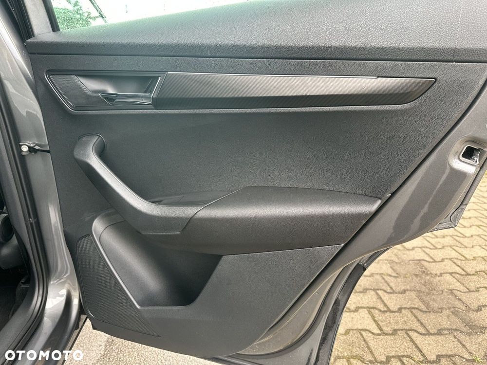 Skoda Karoq 1.5 TSI ACT Sportline DSG - 19