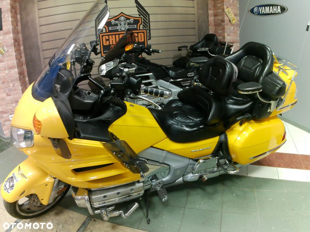 Honda GL - 10