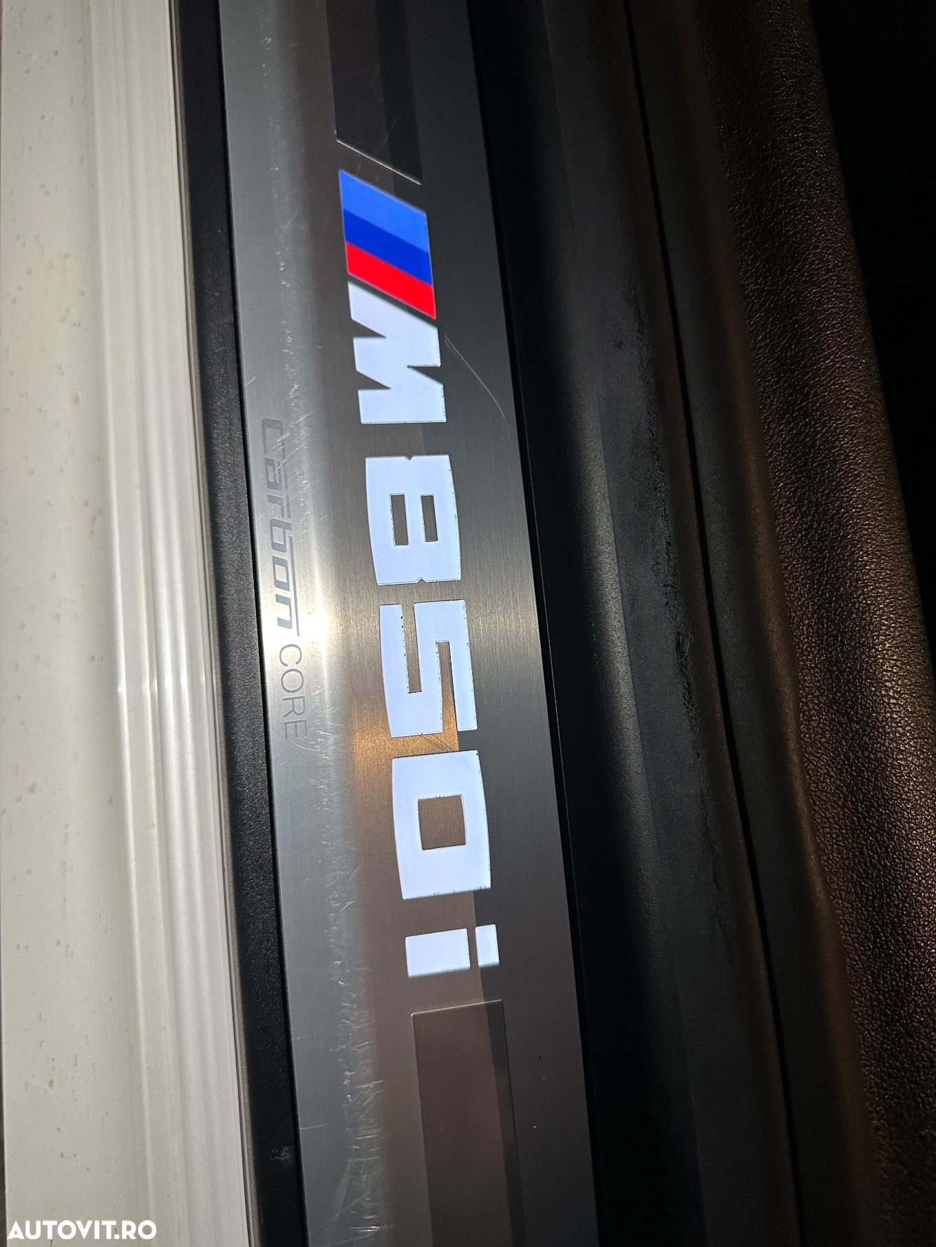 BMW M8 M850i xDrive - 19