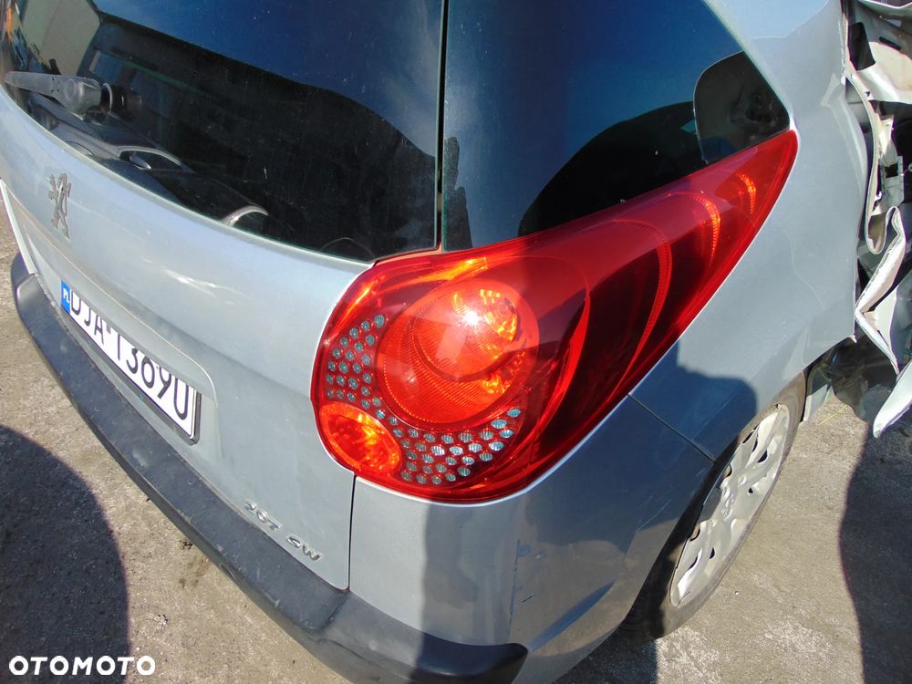 LAMPA PRAWA TYŁ TYLNA PEUGEOT 207 KOMBI - 1