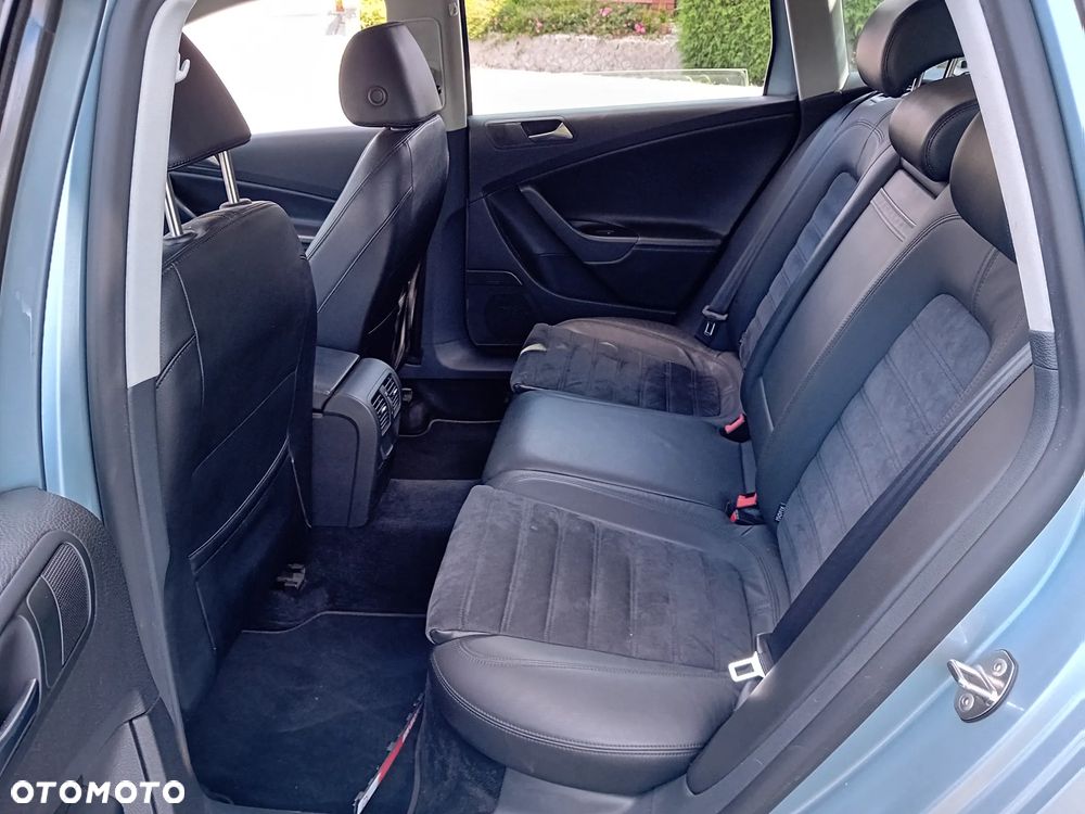 Volkswagen Passat 1.8 TSI Exclusive - 10