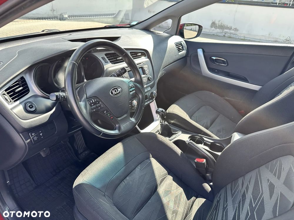 Kia Ceed 1.4 L - 17