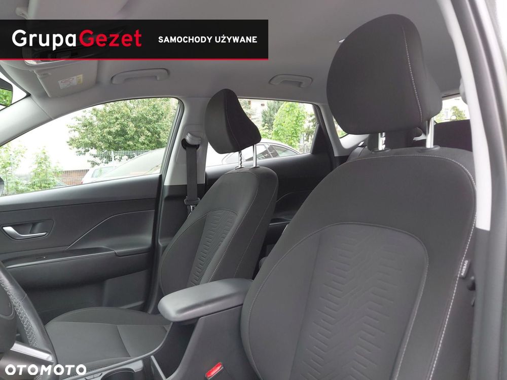 Hyundai Kona - 11