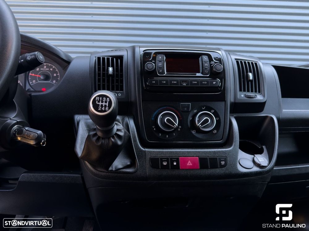 Peugeot Boxer 2.2 BlueHDi 335 L2H2 Premium - 32