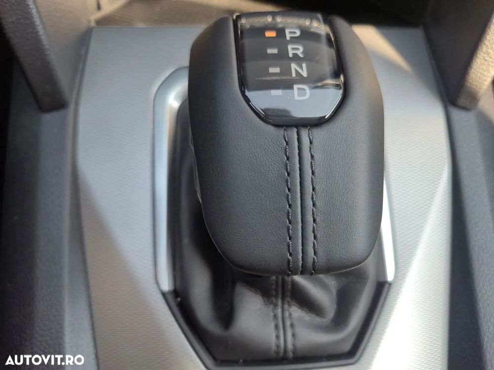 Volkswagen Amarok 2.0 TDI 205 CP 4M 10AT Life - 13