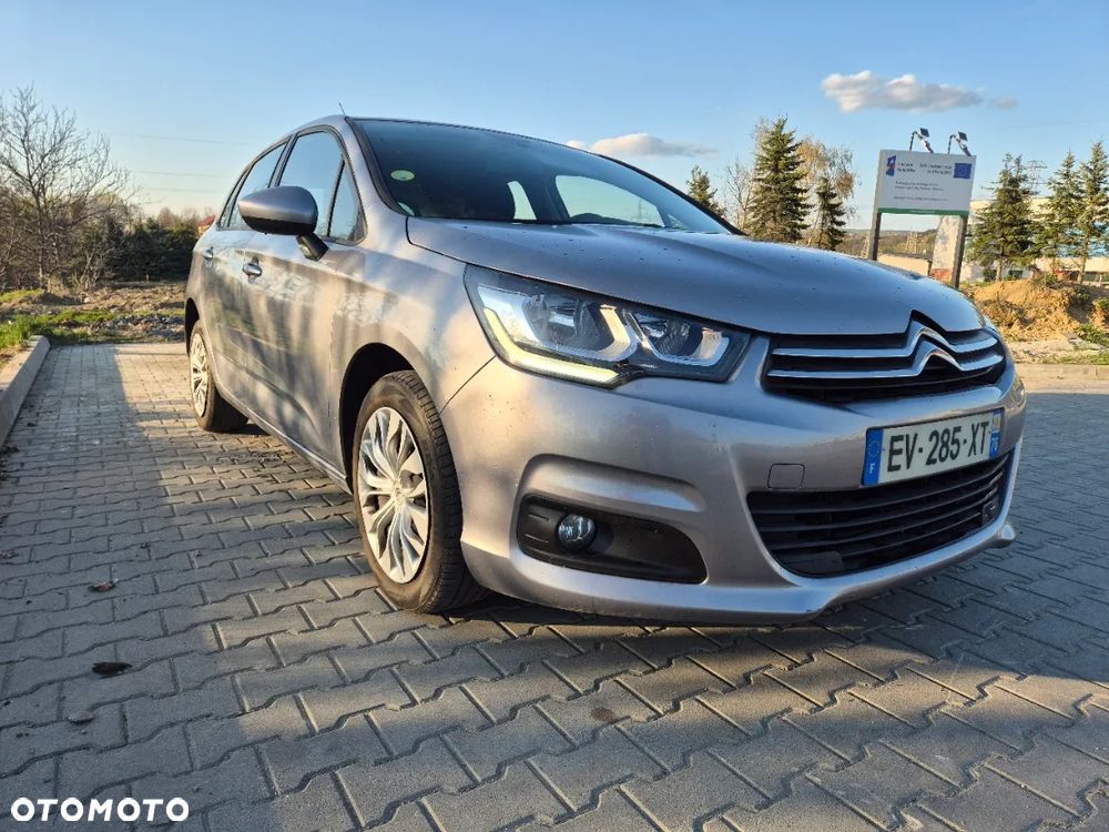Citroën C4 BlueHDi 100 Selection - 1