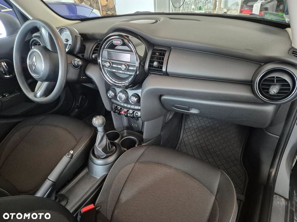 MINI ONE Standard - 8