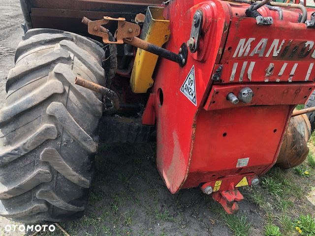 Manitou 845 - Teleskop - 1