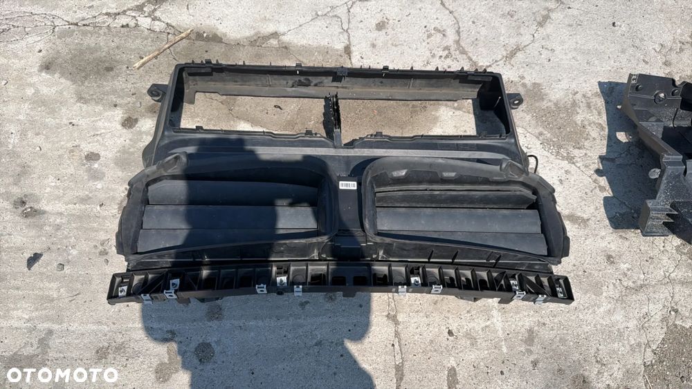 BMW X1 F48 LIFT LCI ROLETA ŻALUZJA KIEROWNICA POWIETRZA WLOT 8077478 - 1