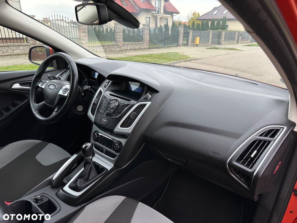 Ford Focus 1.6 TI-VCT Champions Edition - 17