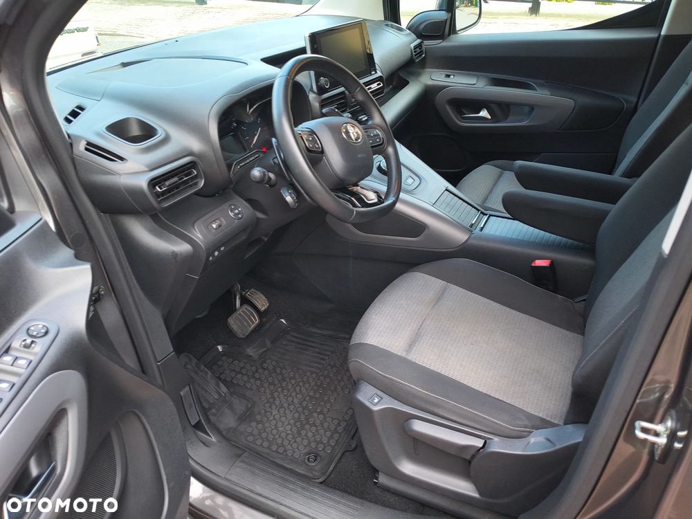 Toyota Proace City Verso 1.2 D-4T Family - 5
