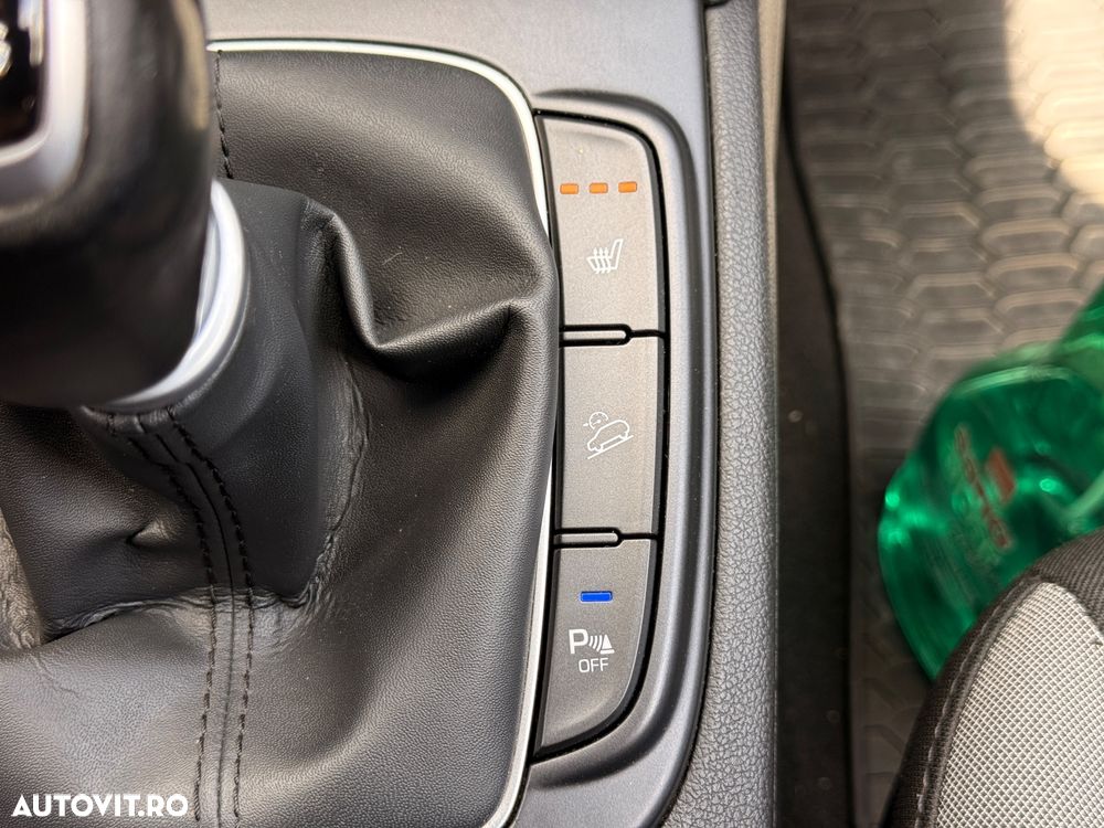 Hyundai KONA 1.0 T-GDI 120 CP 6MT 2WD Highway - 13