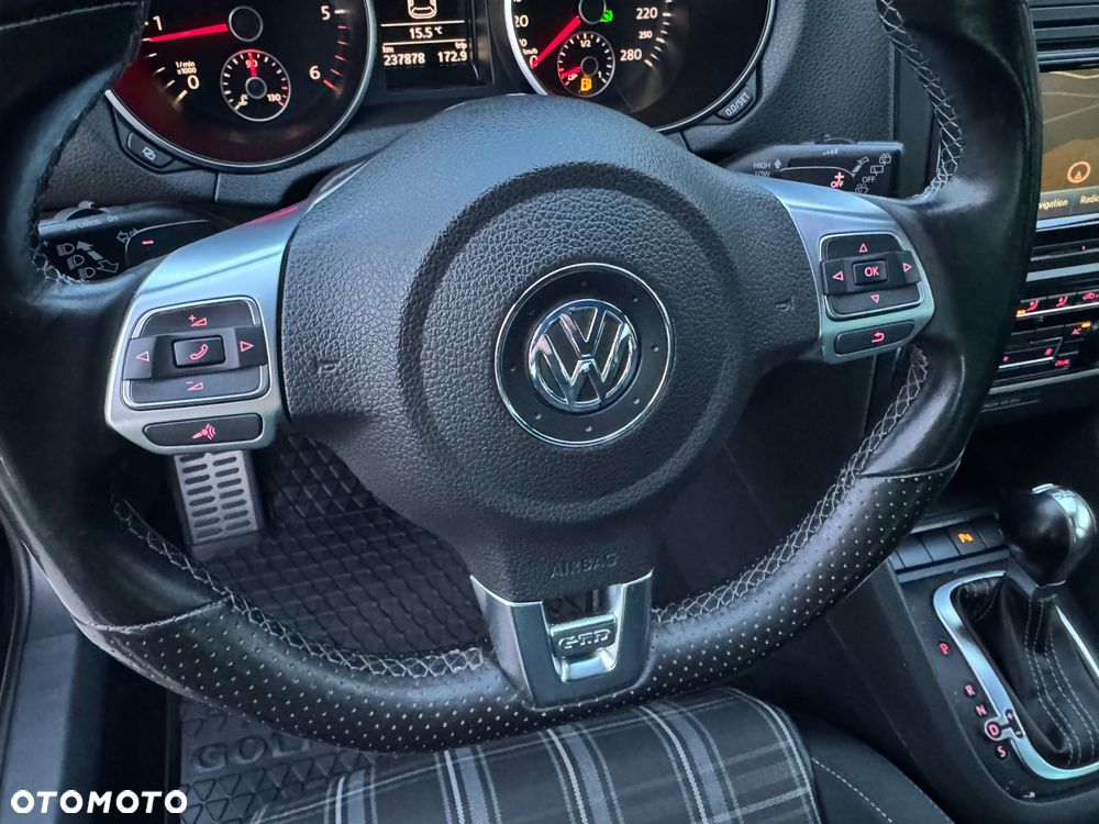 Volkswagen Golf 2.0 TDI DPF DSG GTD - 26