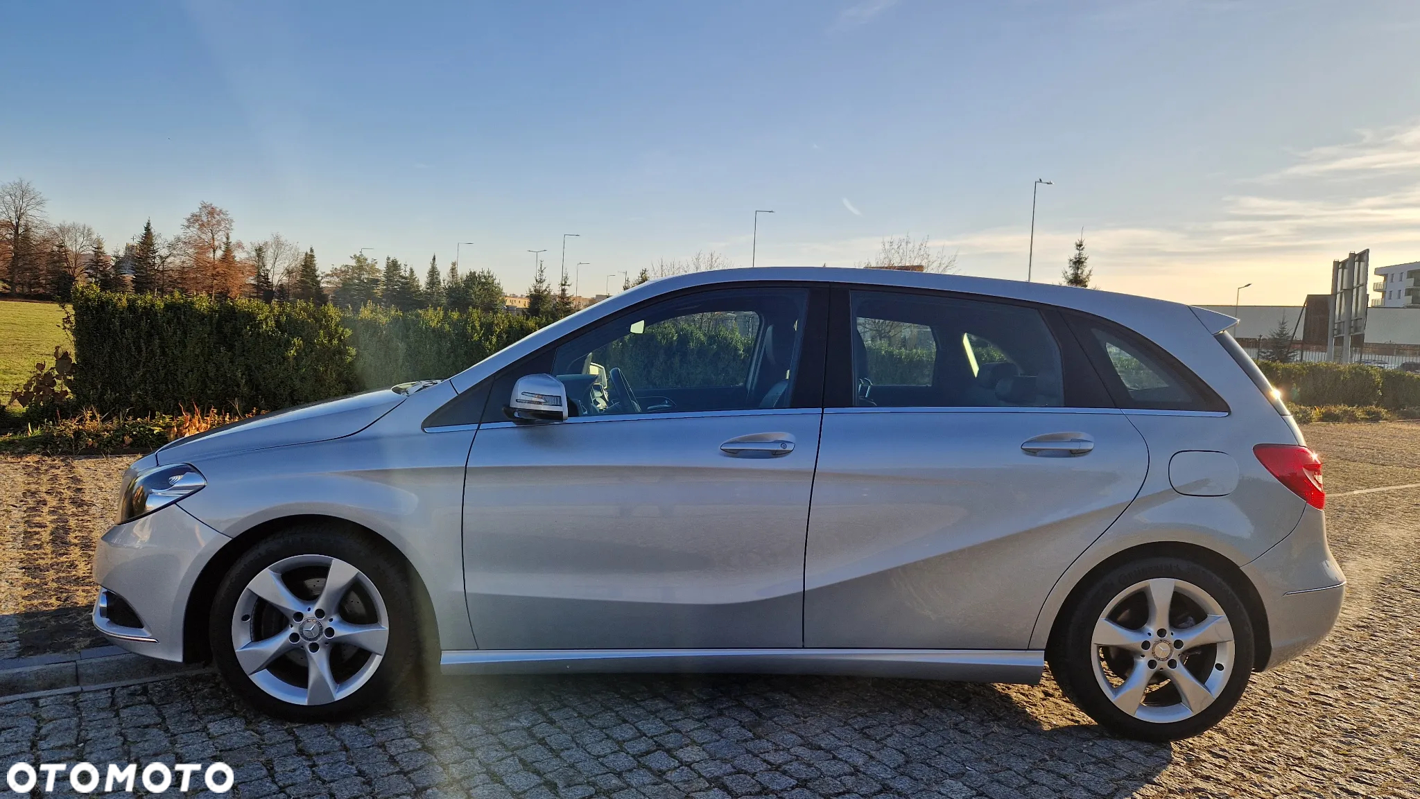 Mercedes-Benz Klasa B 180 - 8