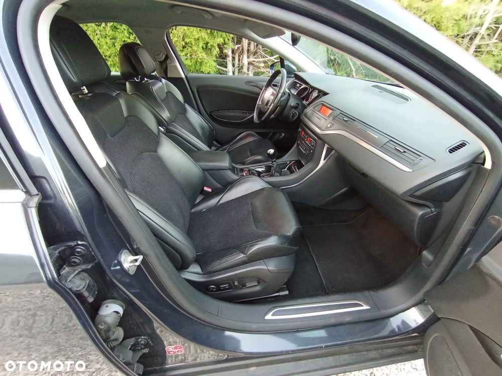 Citroën C5 HDi 140 FAP Exclusive - 17
