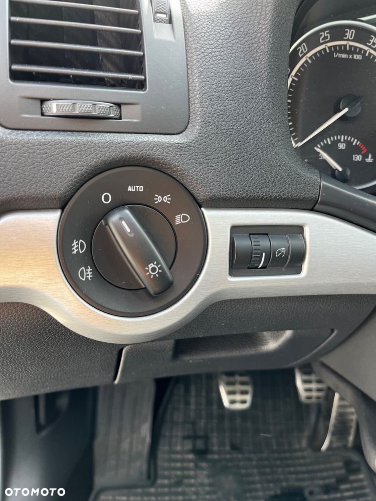 Skoda Octavia 2.0 TDI DPF RS - 18