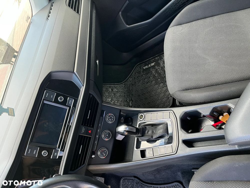 Volkswagen Jetta 1.4 TSI DSG BlueMotion Technology - 14