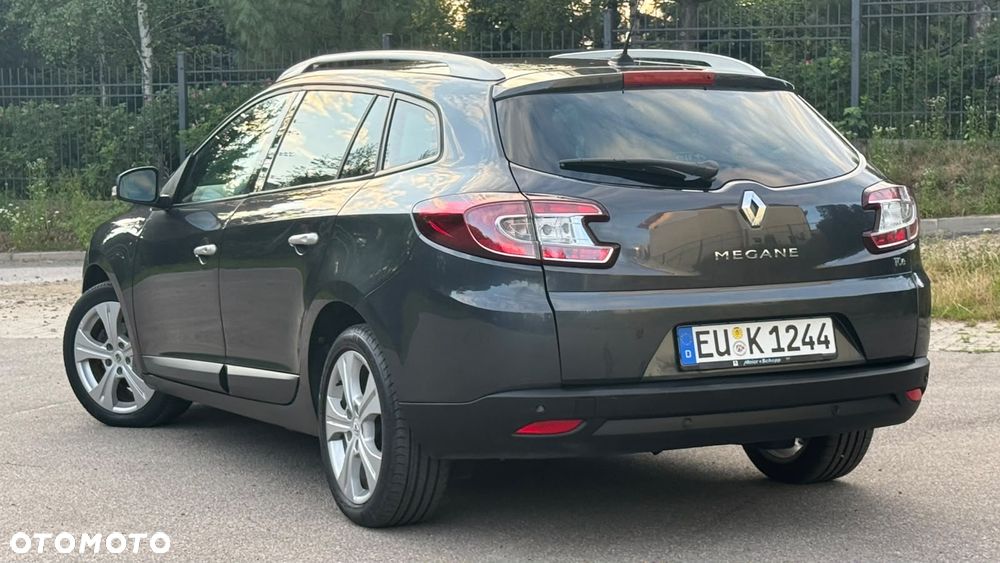 Renault Megane TCe 130 Bose Edition - 23