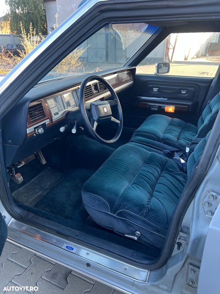 Mercury Marquis - 8