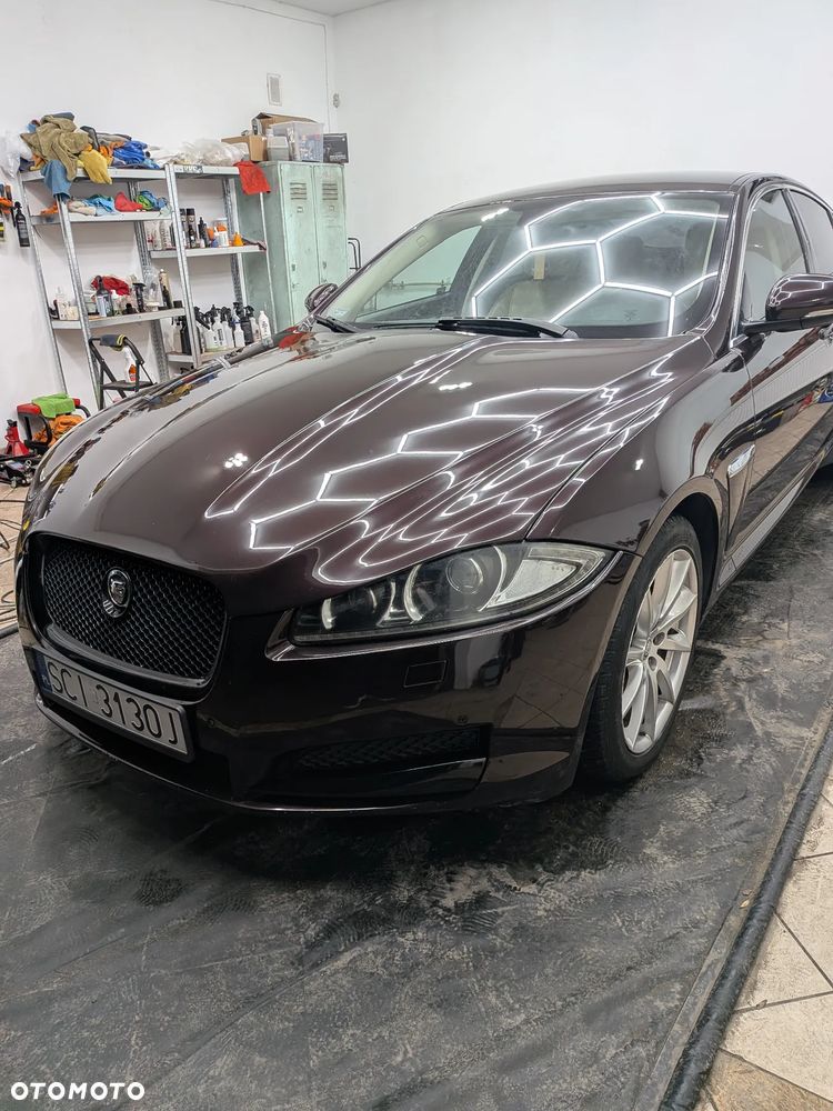 Jaguar XF 2.2 D Portfolio - 5