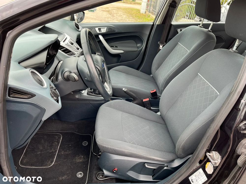 Ford Fiesta 1.25 Ambiente - 6