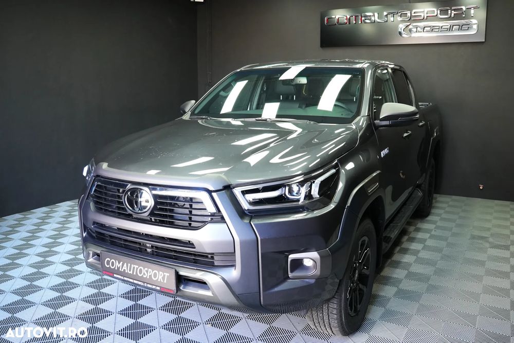 Toyota Hilux 2.8D 204CP 4x4 Double Cab AT MHEV Invincible - 3