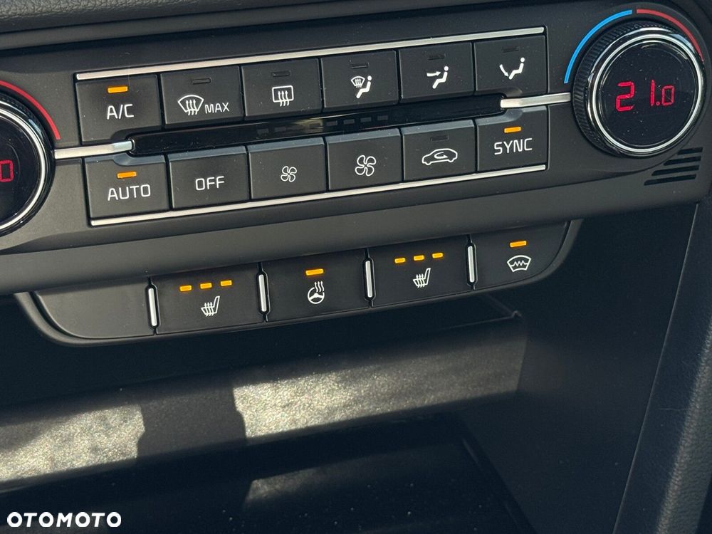 Kia Ceed 1.5 T-GDI Business Line - 13