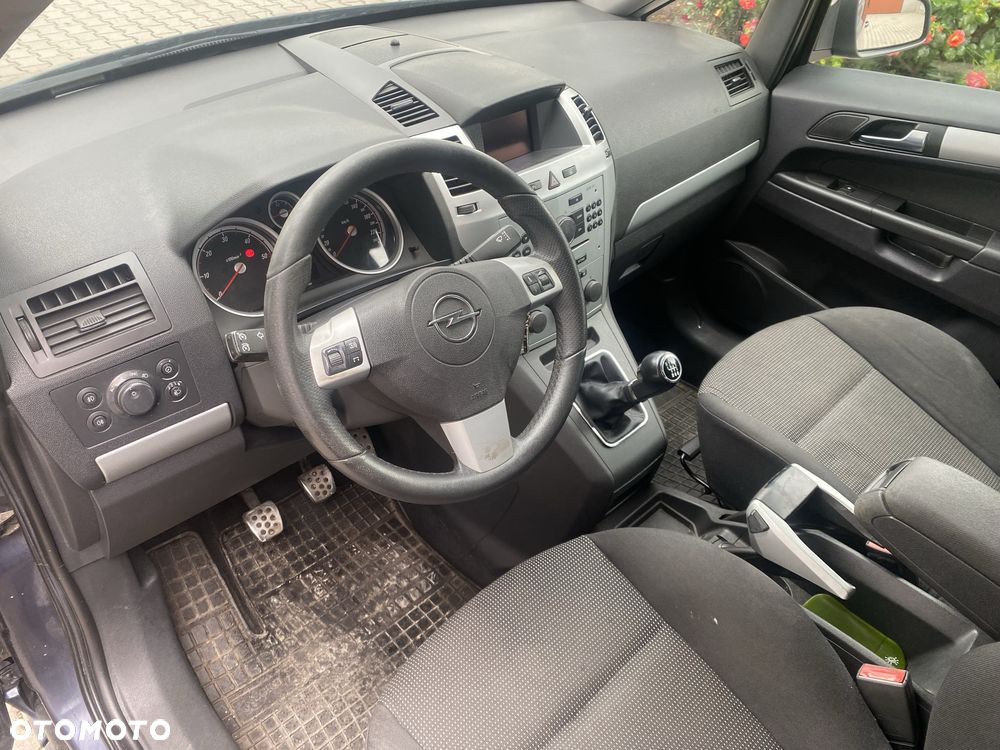 Opel Zafira - 6