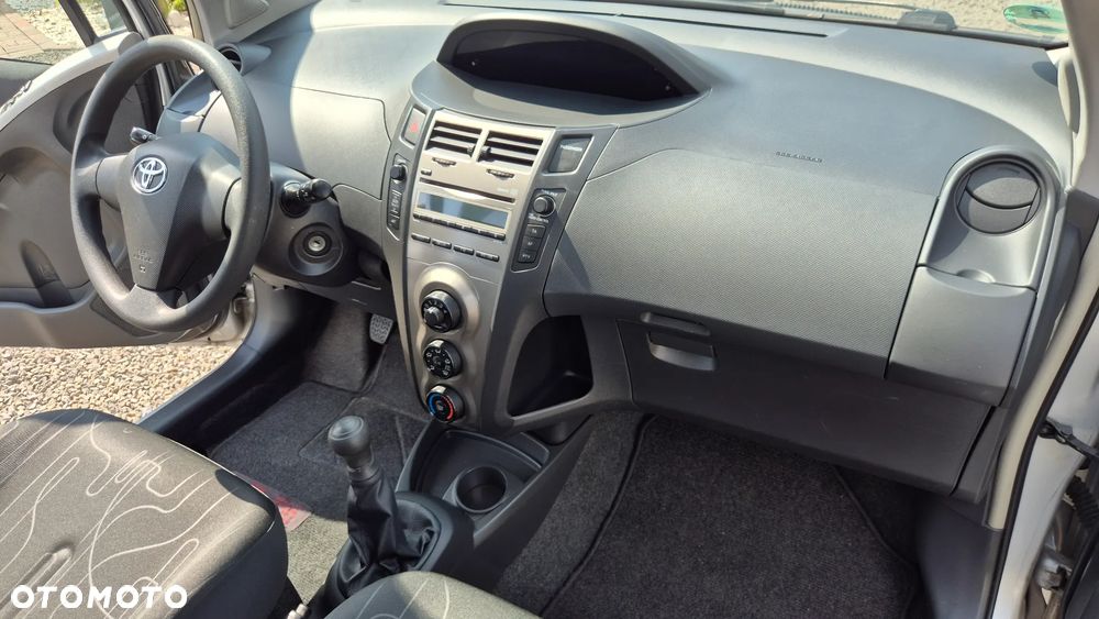 Toyota Yaris 1.0 VVT-i - 20