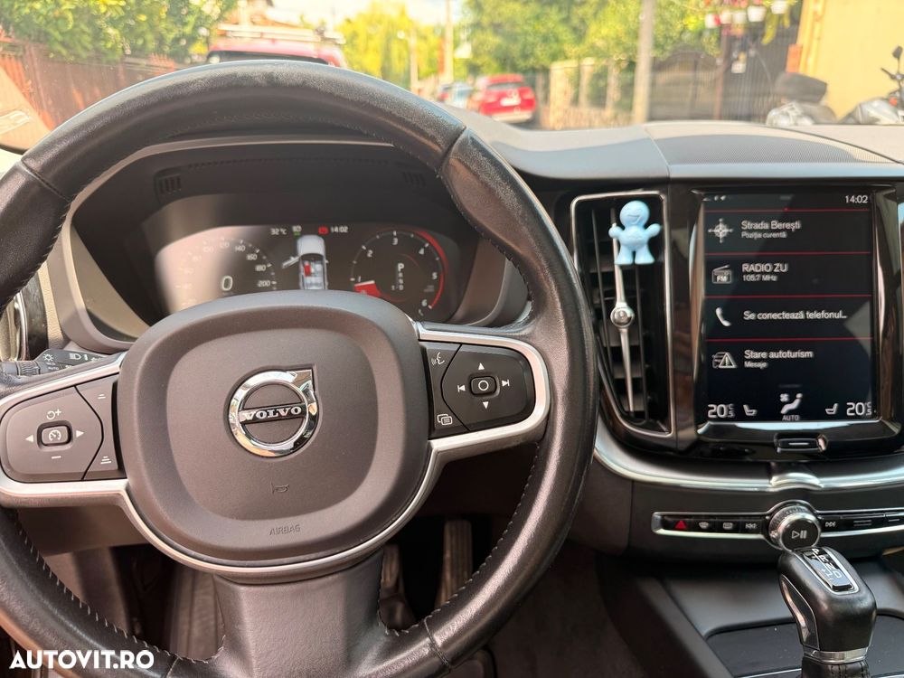 Volvo XC 60 D4 Momentum - 26