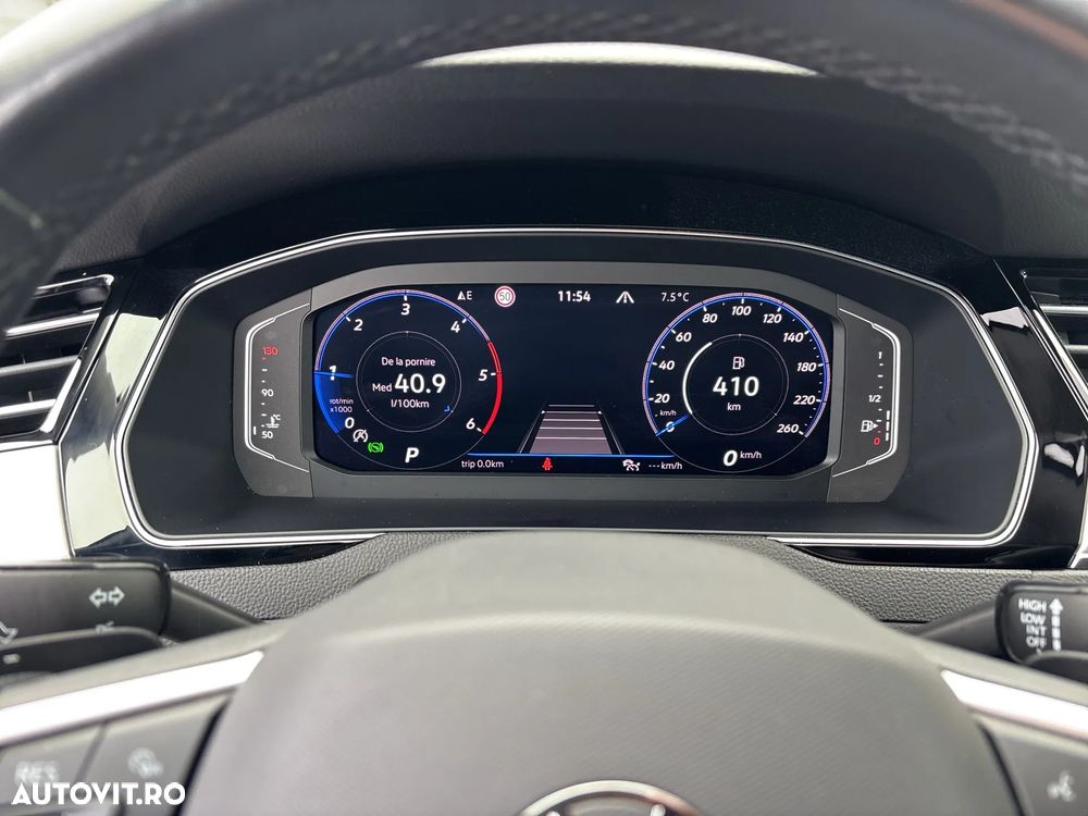 Volkswagen Passat Alltrack 2.0 TDI SCR DSG 4Motion - 14