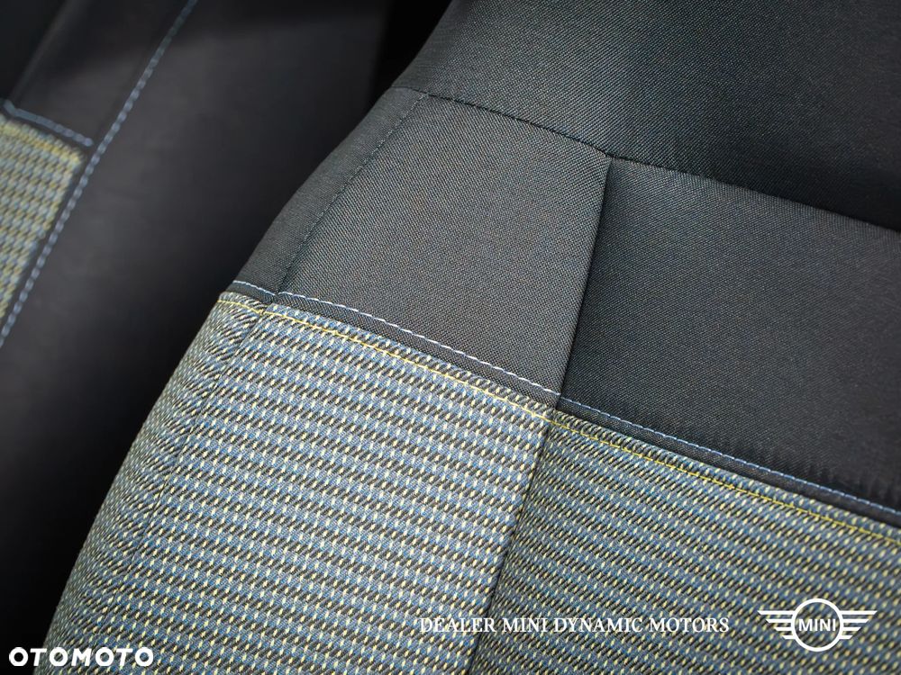 MINI Cooper E Essential Trim - 20
