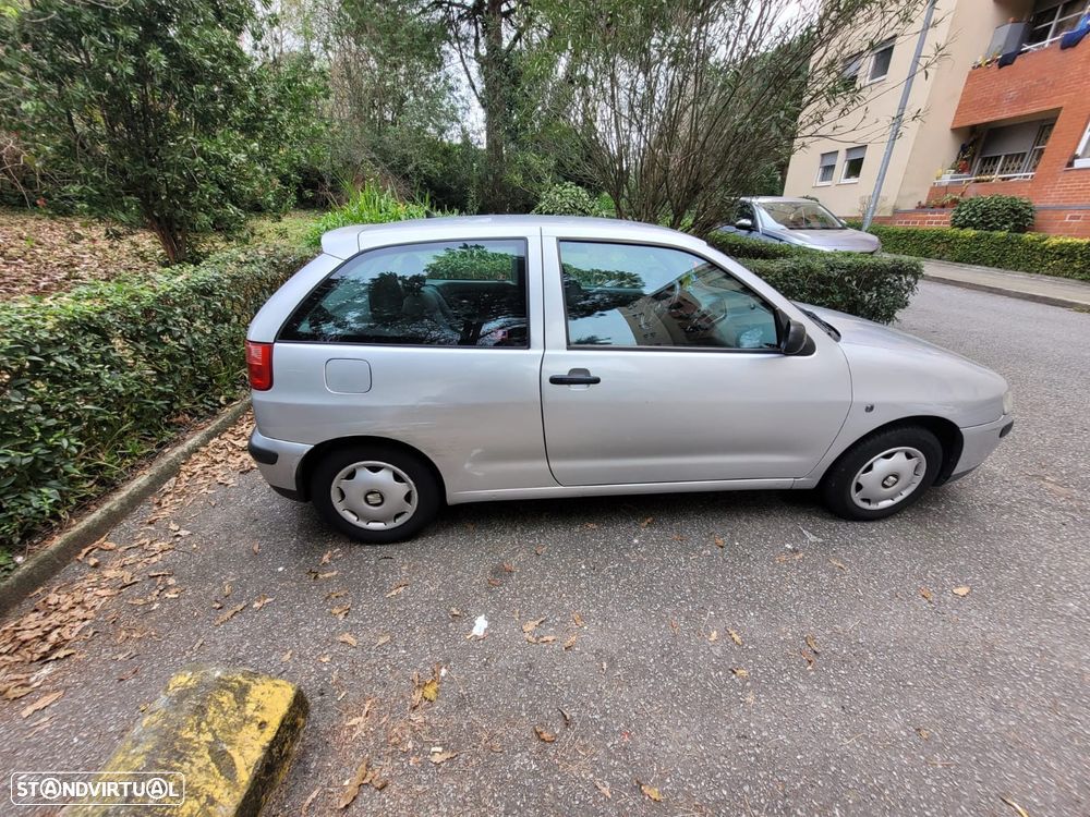 SEAT Ibiza - 4