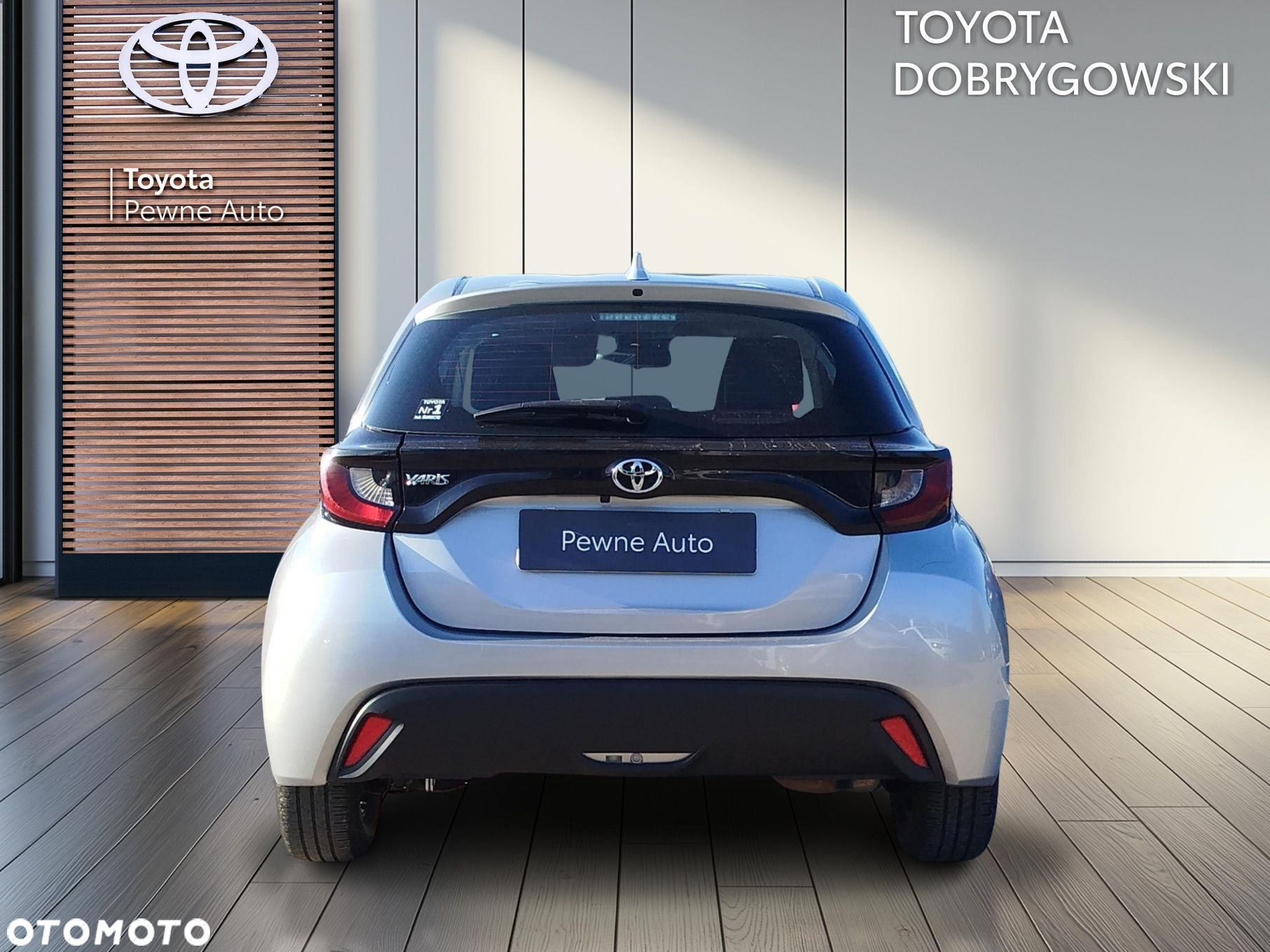 Toyota Yaris - 4