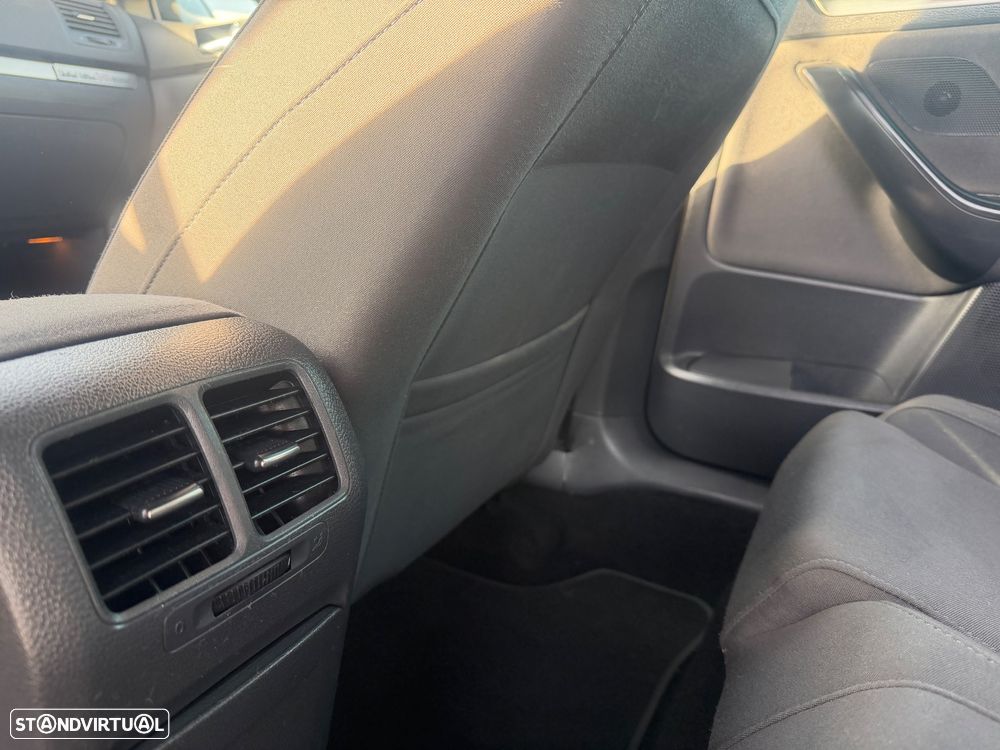 VW Golf 2.0 GTI Edition 35 - 9