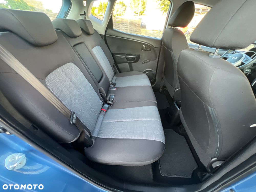 Kia Venga 1.4 CVVT Attract - 18