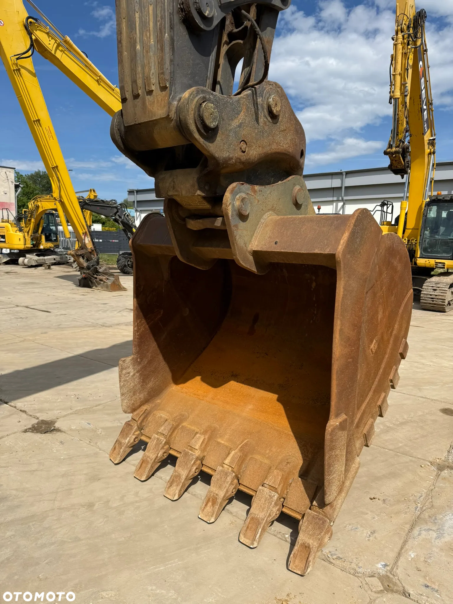 Volvo EC 380 EL - 9