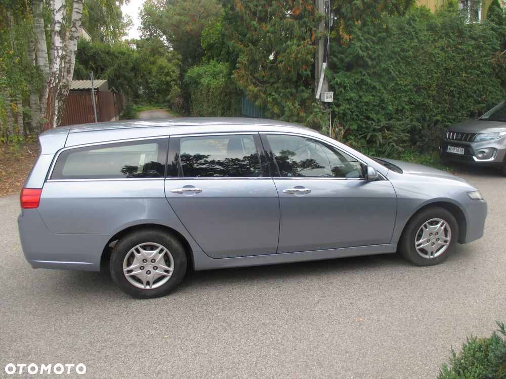 Honda Accord - 2